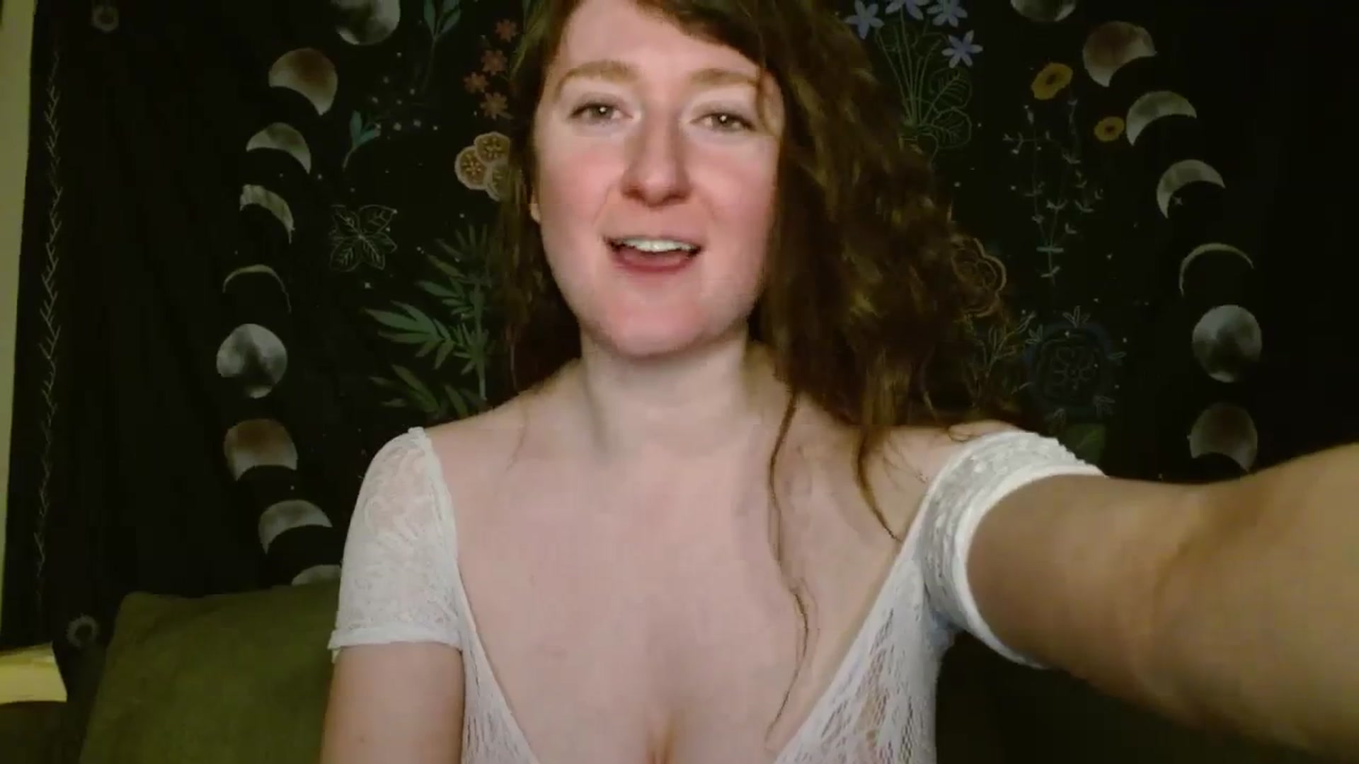 Gallery image thumbnail from RadiantLacy's myfreecams stream on, 03/06/2024, 12:36 image 3 of 20