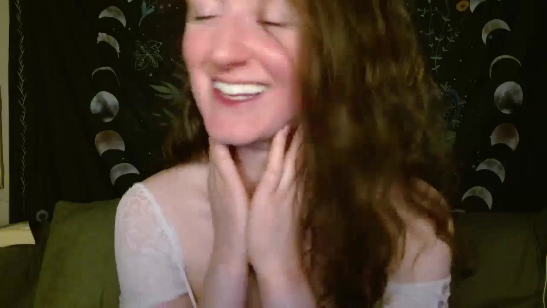 Gallery image thumbnail from RadiantLacy's myfreecams stream on, 03/06/2024, 12:36 image 7 of 20