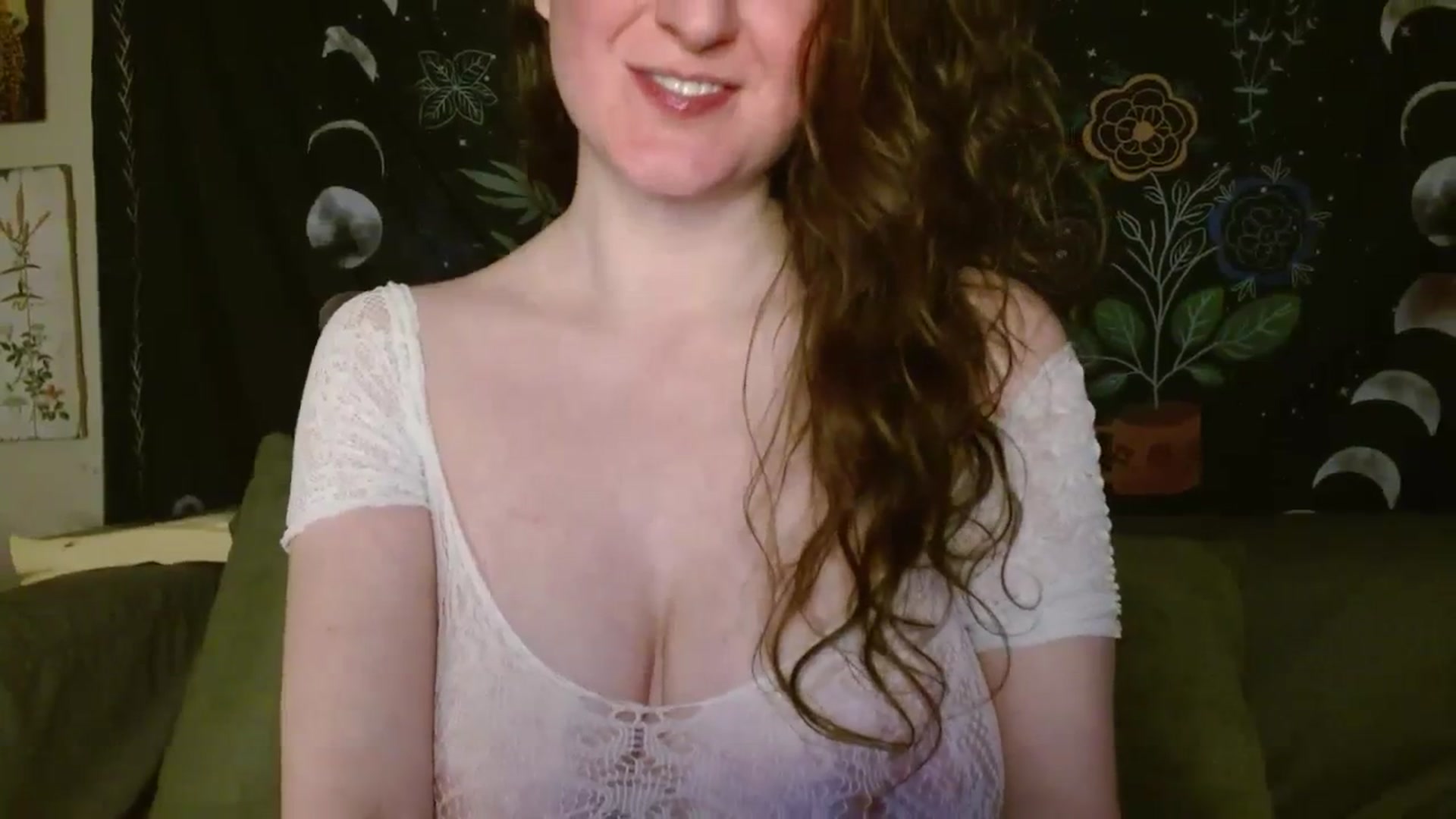 Gallery image thumbnail from RadiantLacy's myfreecams stream on, 03/06/2024, 13:32 image 6 of 20