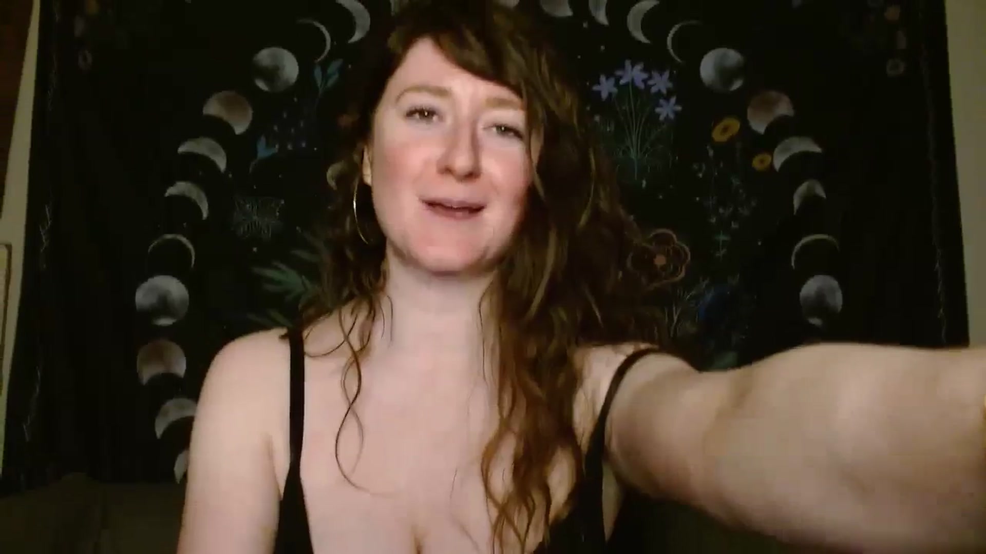 Gallery image thumbnail from RadiantLacy's myfreecams stream on, 03/13/2024, 12:57 image 8 of 20