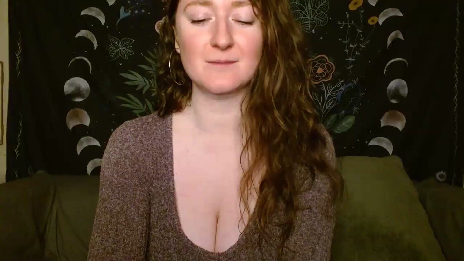 Gallery image thumbnail from RadiantLacy's myfreecams stream on, 03/13/2024, 12:57 image 1 of 20