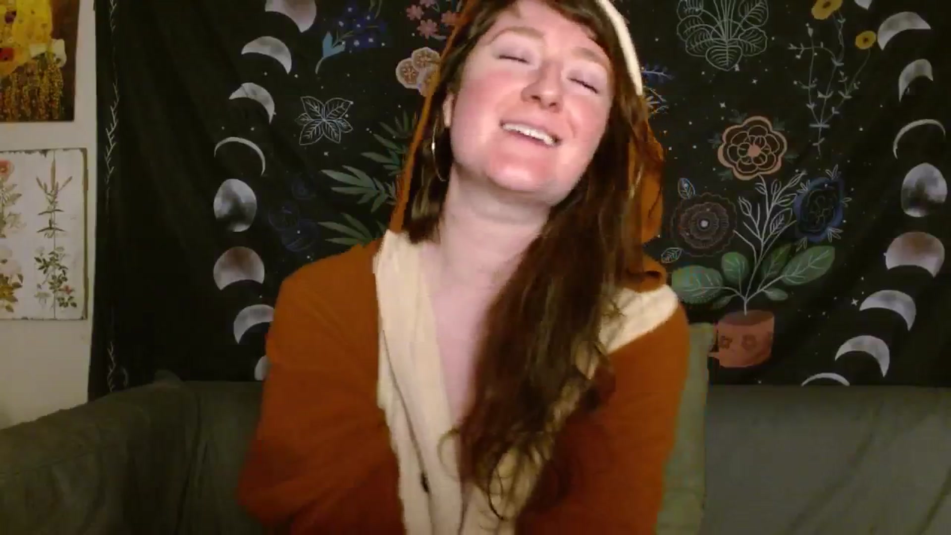 Gallery image thumbnail from RadiantLacy's myfreecams stream on, 03/15/2024, 14:45 image 7 of 20