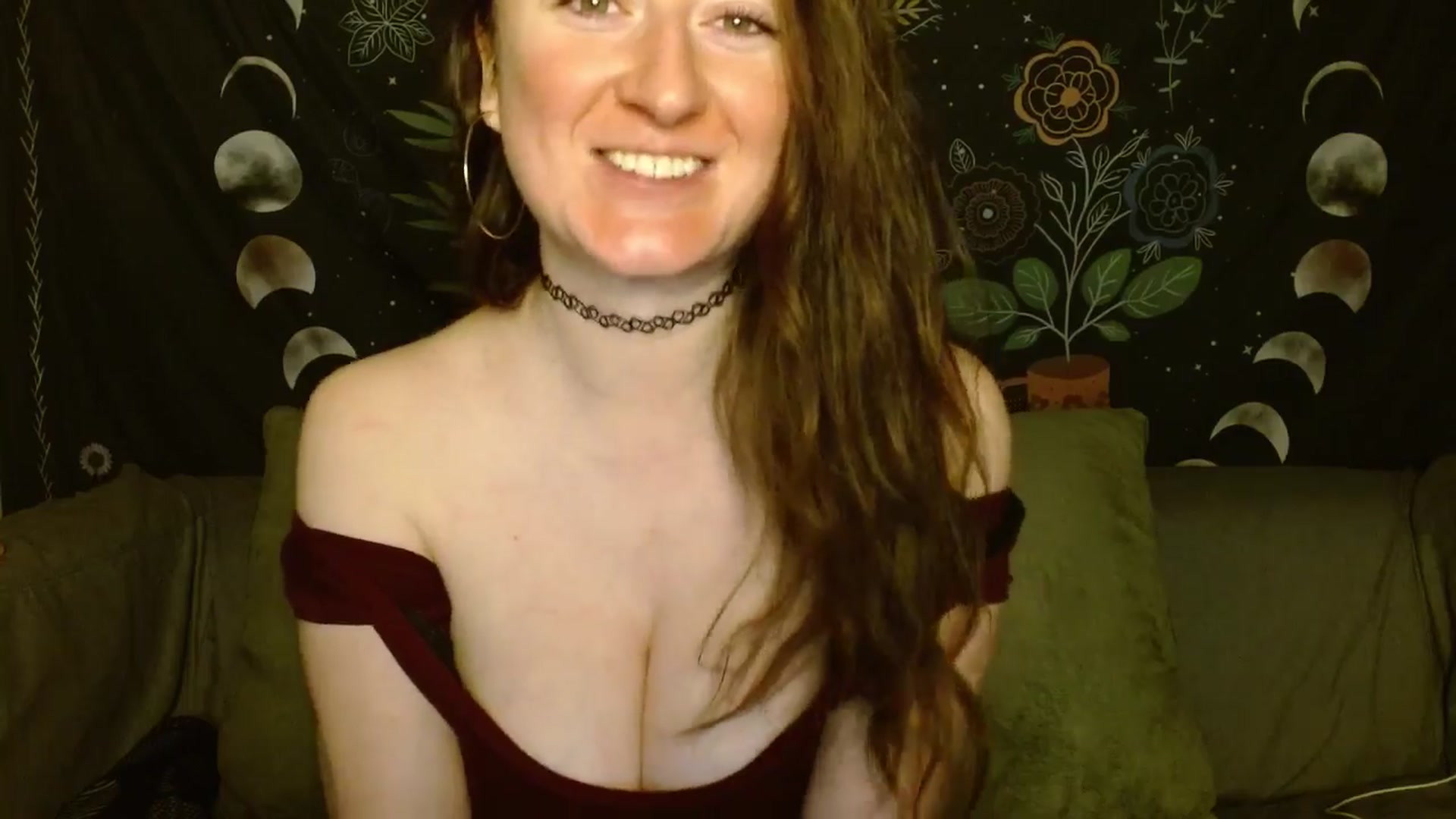 Gallery image thumbnail from RadiantLacy's myfreecams stream on, 03/25/2024, 08:48 image 5 of 20