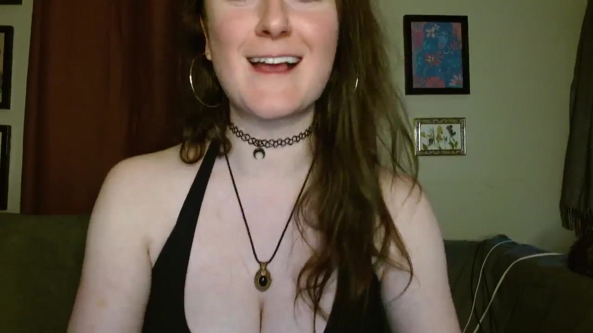 Gallery image thumbnail from RadiantLacy's myfreecams stream on, 04/30/2024, 16:35 image 6 of 20