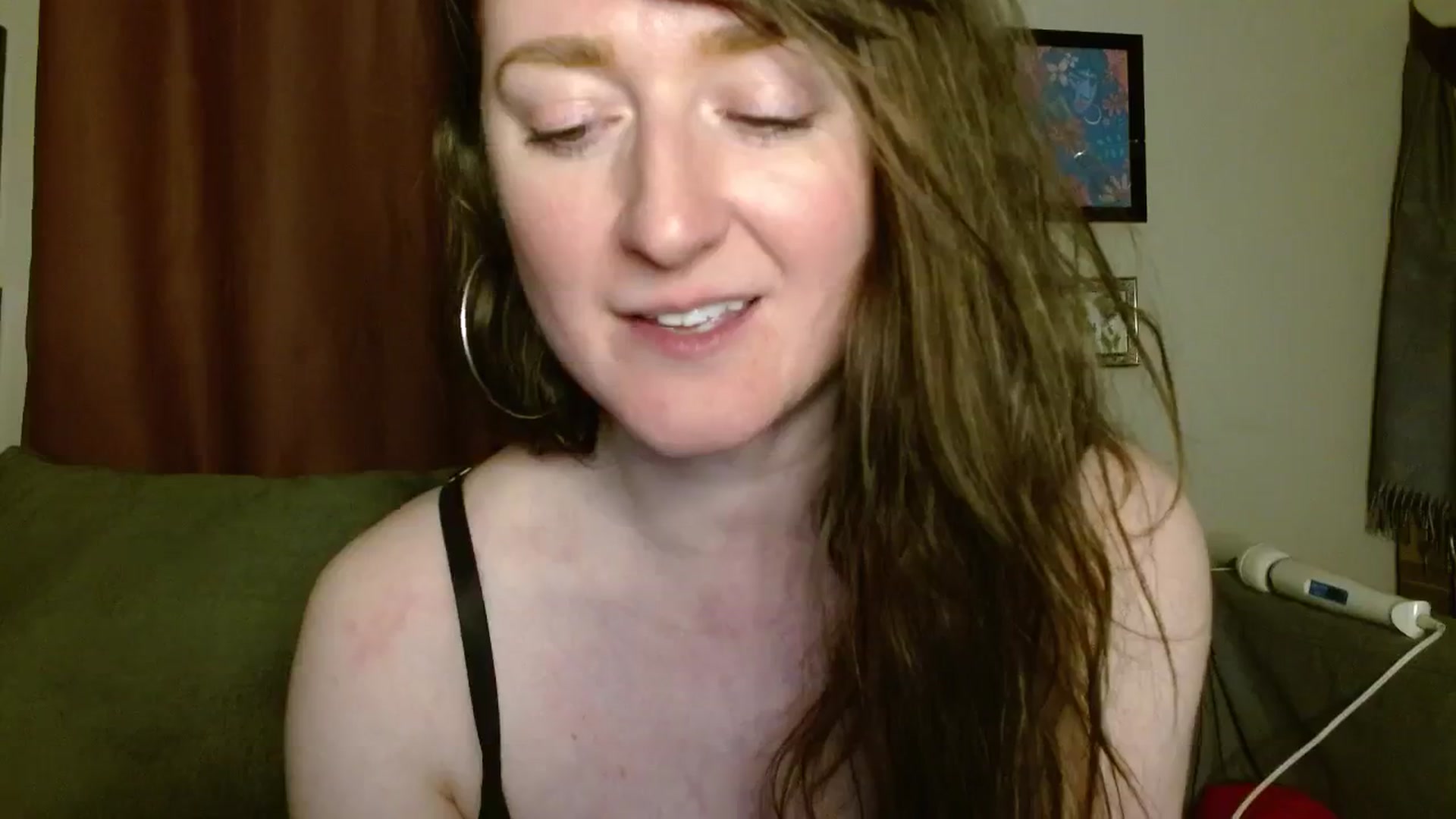 Gallery image thumbnail from RadiantLacy's myfreecams stream on, 05/16/2024, 10:16 image 13 of 20