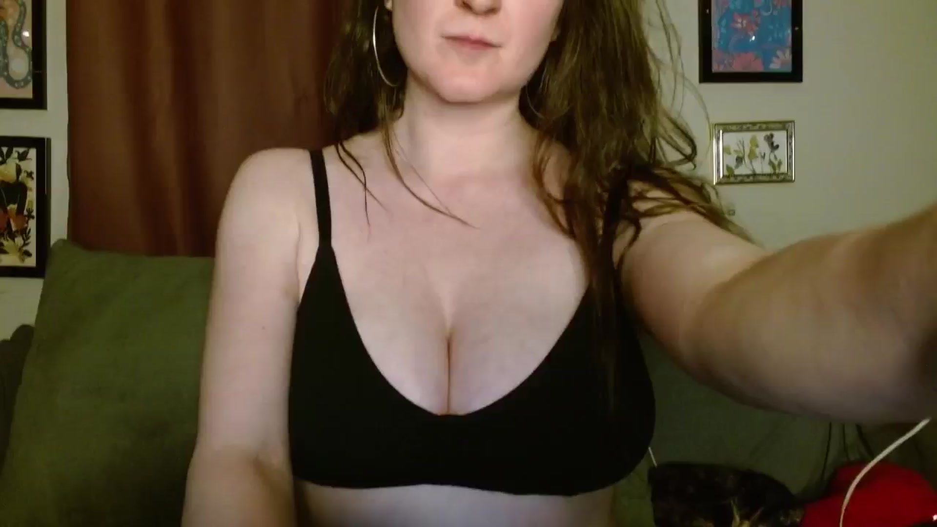 Gallery image thumbnail from RadiantLacy's myfreecams stream on, 05/16/2024, 10:16 image 4 of 20