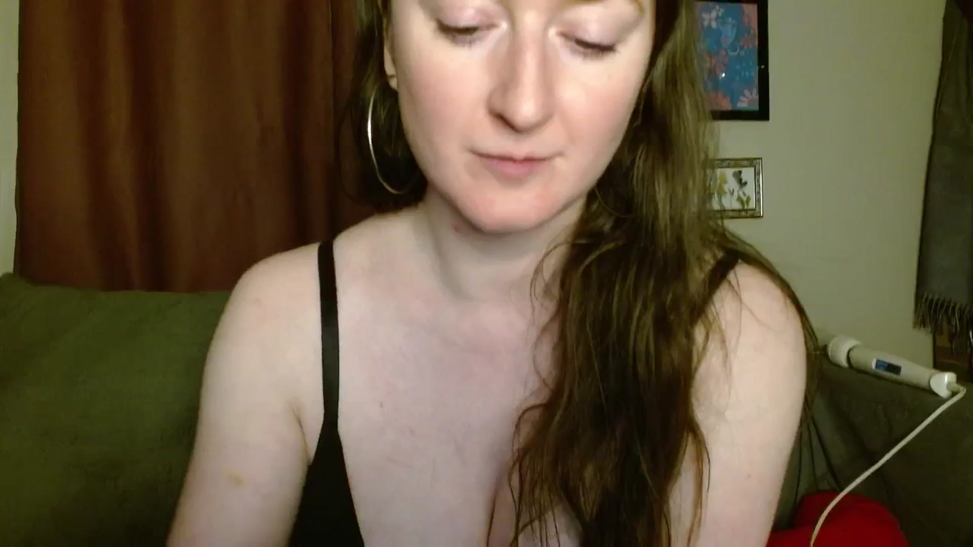Gallery image thumbnail from RadiantLacy's myfreecams stream on, 05/16/2024, 10:16 image 20 of 20
