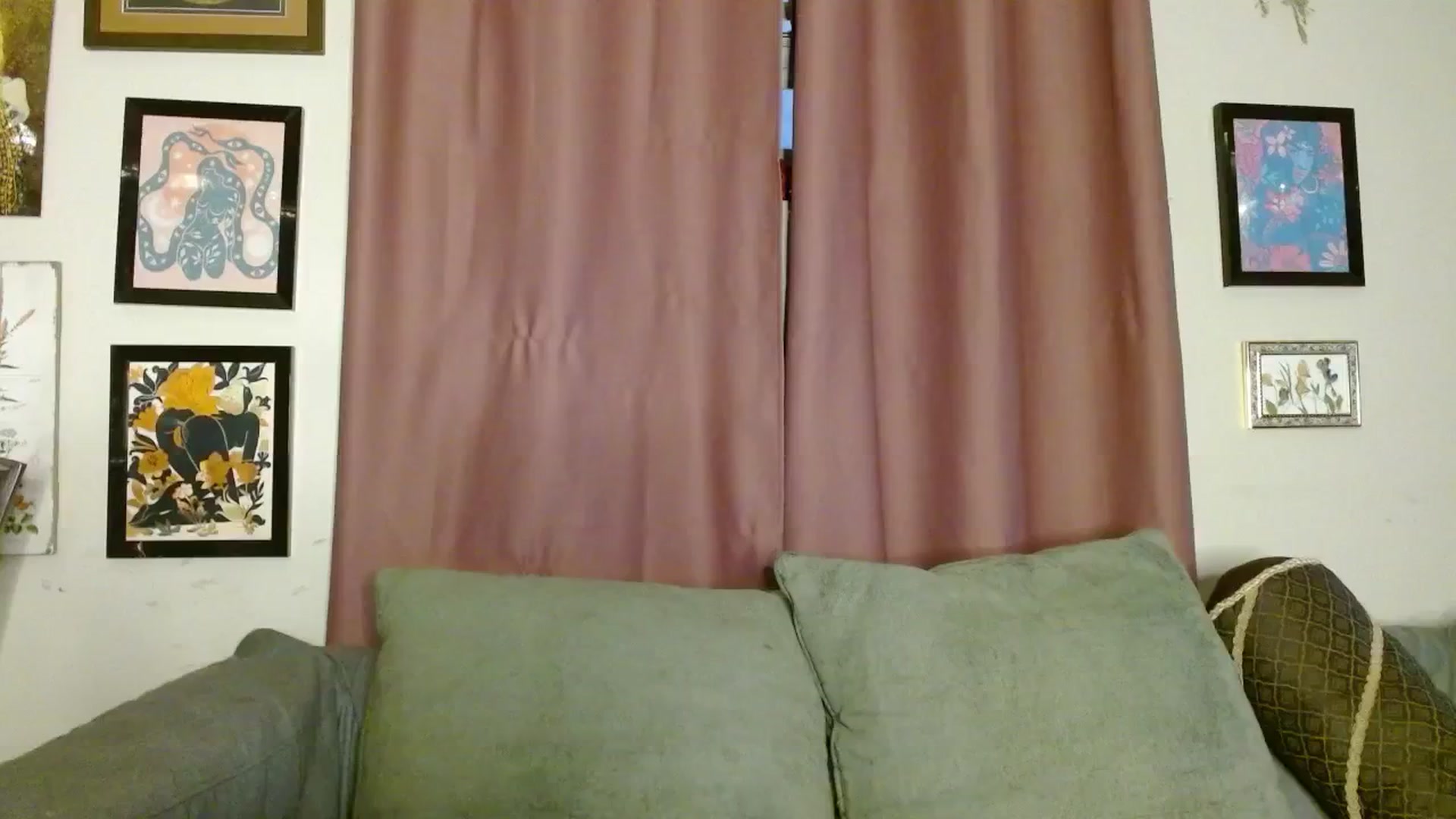Gallery image thumbnail from RadiantLacy's myfreecams stream on, 05/27/2024, 15:28 image 10 of 20