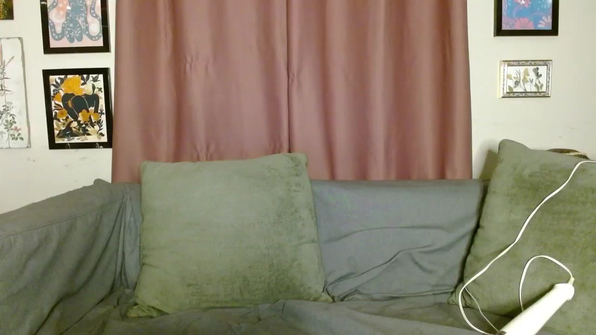 Gallery image thumbnail from RadiantLacy's myfreecams stream on, 06/04/2024, 10:59 image 9 of 20