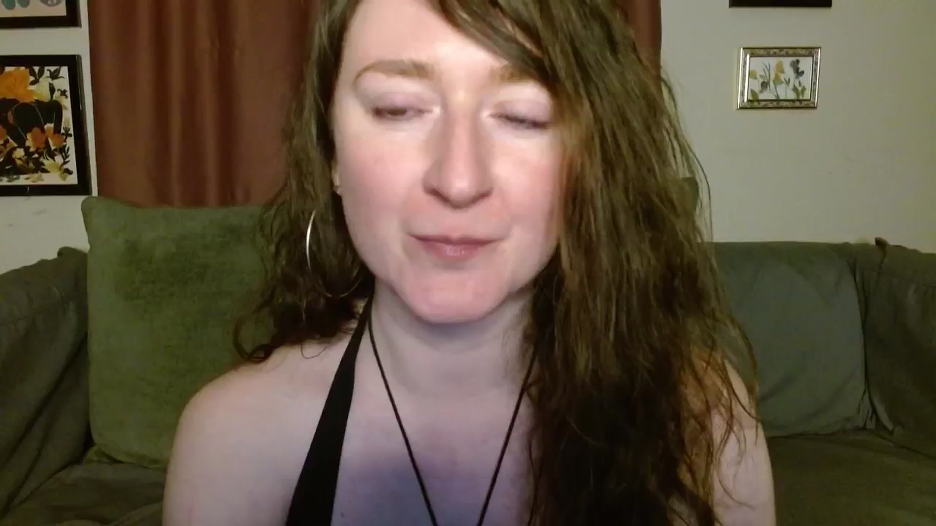 Gallery image thumbnail from RadiantLacy's myfreecams stream on, 06/15/2024, 11:40 image 7 of 20