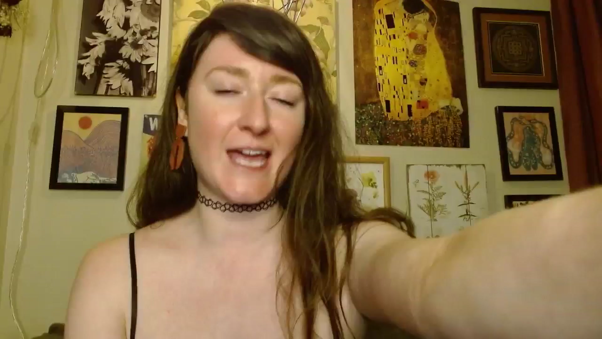 Gallery image thumbnail from RadiantLacy's myfreecams stream on, 07/21/2024, 12:10 image 12 of 20