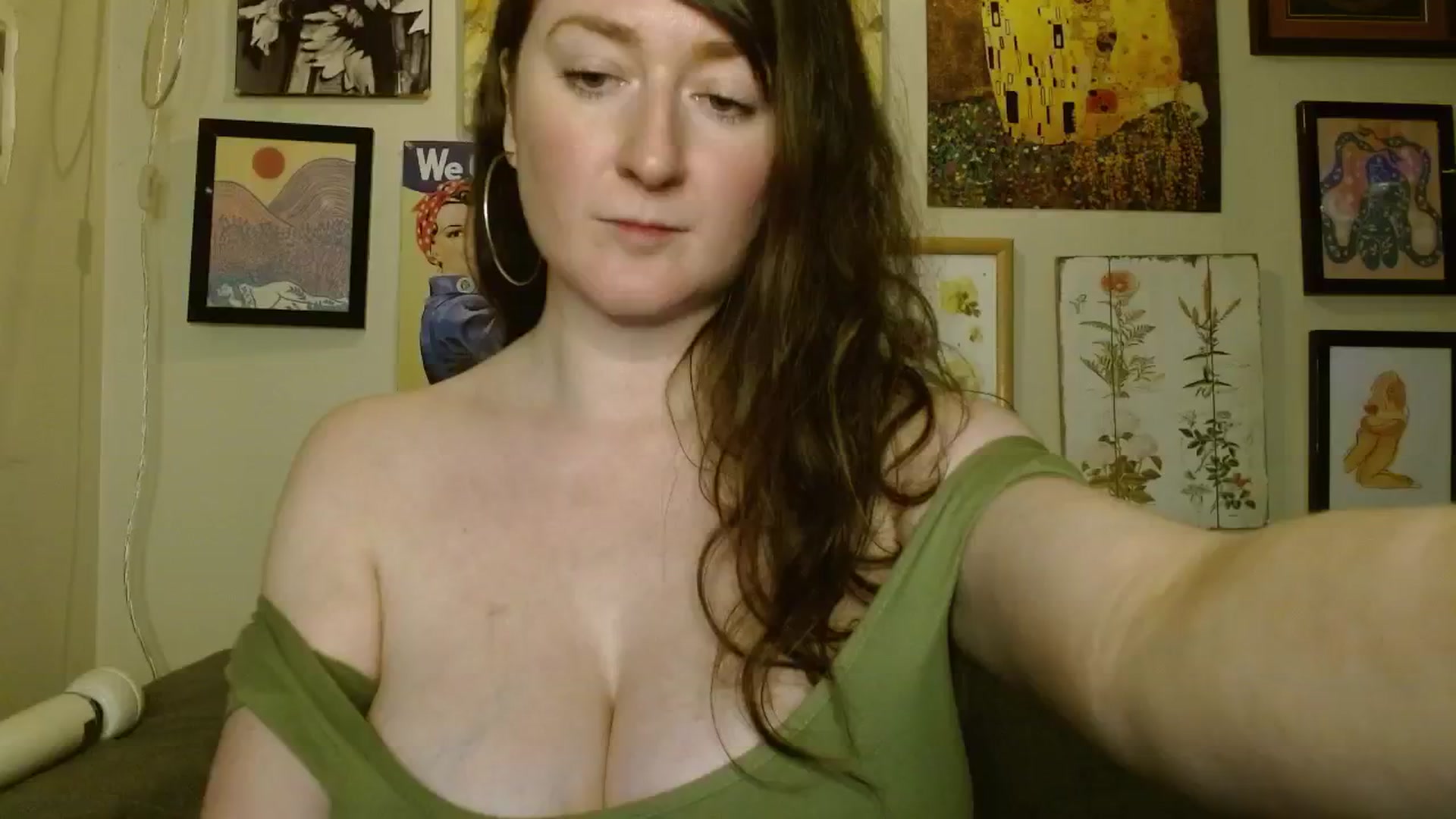 Gallery image thumbnail from RadiantLacy's myfreecams stream on, 08/14/2024, 11:14 image 17 of 20