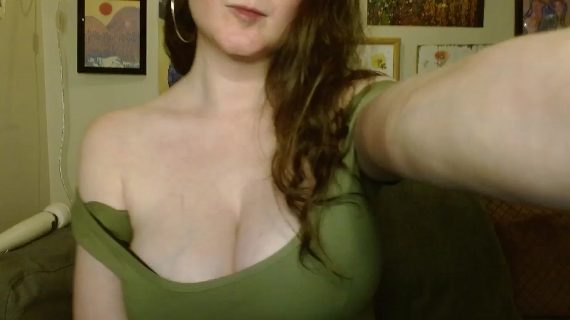 Gallery image thumbnail from RadiantLacy's myfreecams stream on, 08/14/2024, 11:14 image 16 of 20