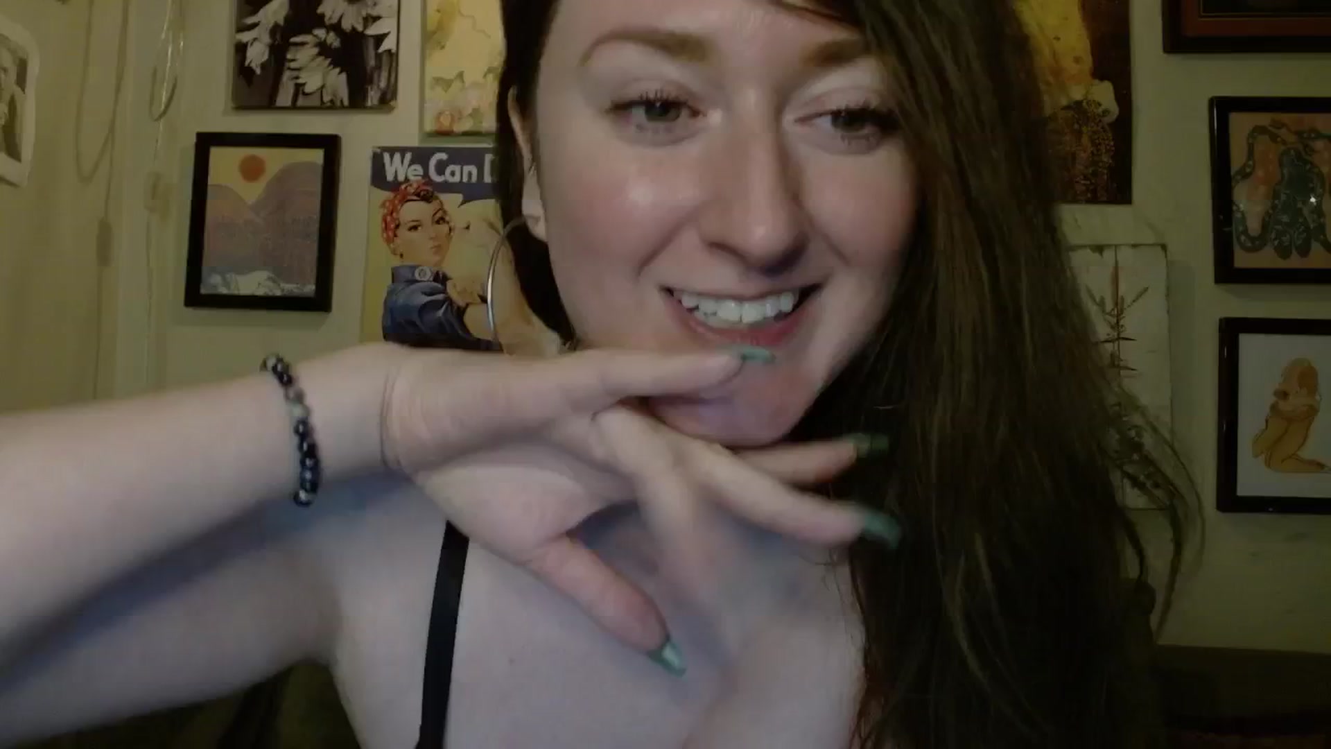 Gallery image thumbnail from RadiantLacy's myfreecams stream on, 08/18/2024, 12:33 image 16 of 20