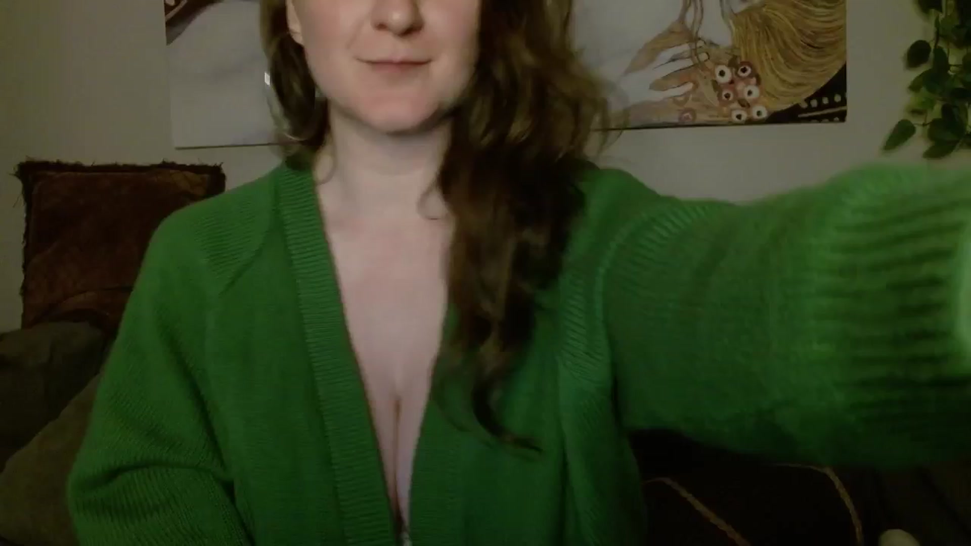 Gallery image thumbnail from RadiantLacy's myfreecams stream on, 10/06/2024, 10:22 image 10 of 20