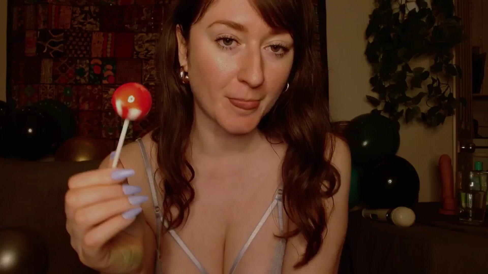 Gallery image thumbnail from RadiantLacy's myfreecams stream on, 11/18/2024, 23:20 image 14 of 20