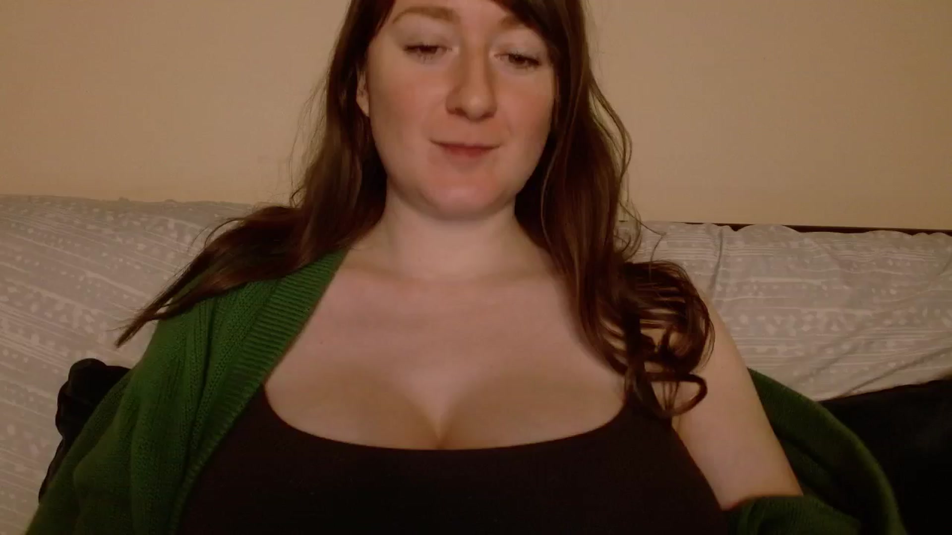 Gallery image thumbnail from RadiantLacy's myfreecams stream on, 11/24/2024, 16:57 image 3 of 20