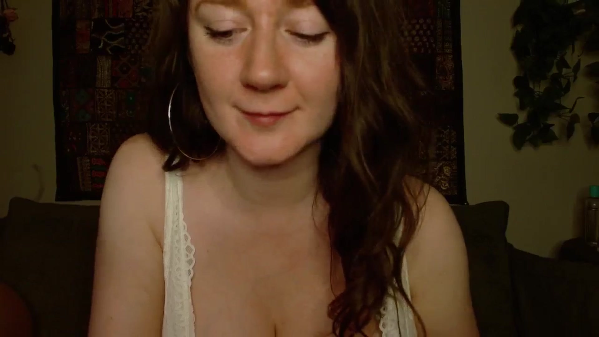 Gallery image thumbnail from RadiantLacy's myfreecams stream on, 12/07/2024, 11:08 image 16 of 20