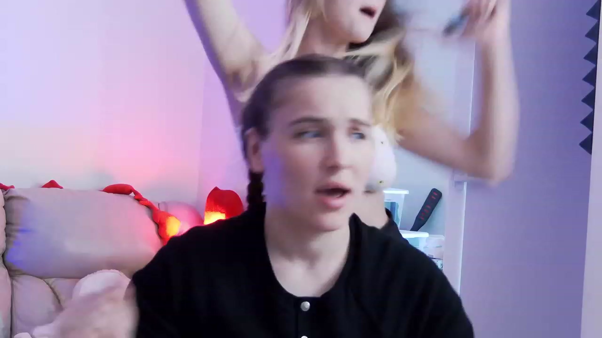 Gallery image thumbnail from Radiants__two's myfreecams stream on, 09/03/2023, 18:09 image 4 of 20