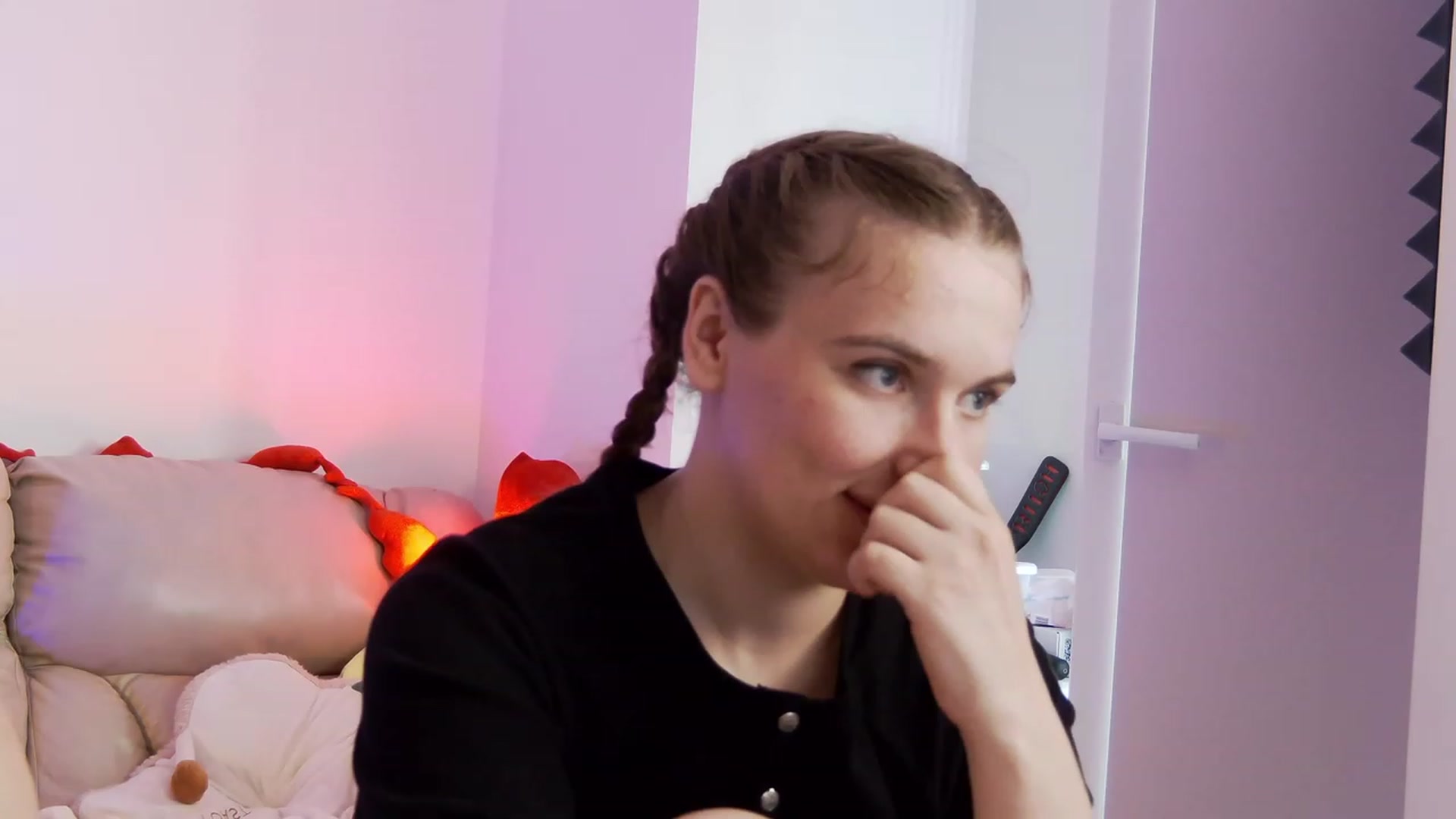 Gallery image thumbnail from Radiants__two's myfreecams stream on, 09/03/2023, 18:09 image 2 of 20