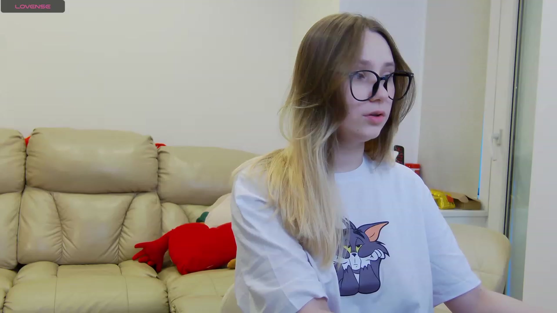 Gallery image thumbnail from Radiants__two's myfreecams stream on, 09/18/2023, 15:38 image 16 of 20