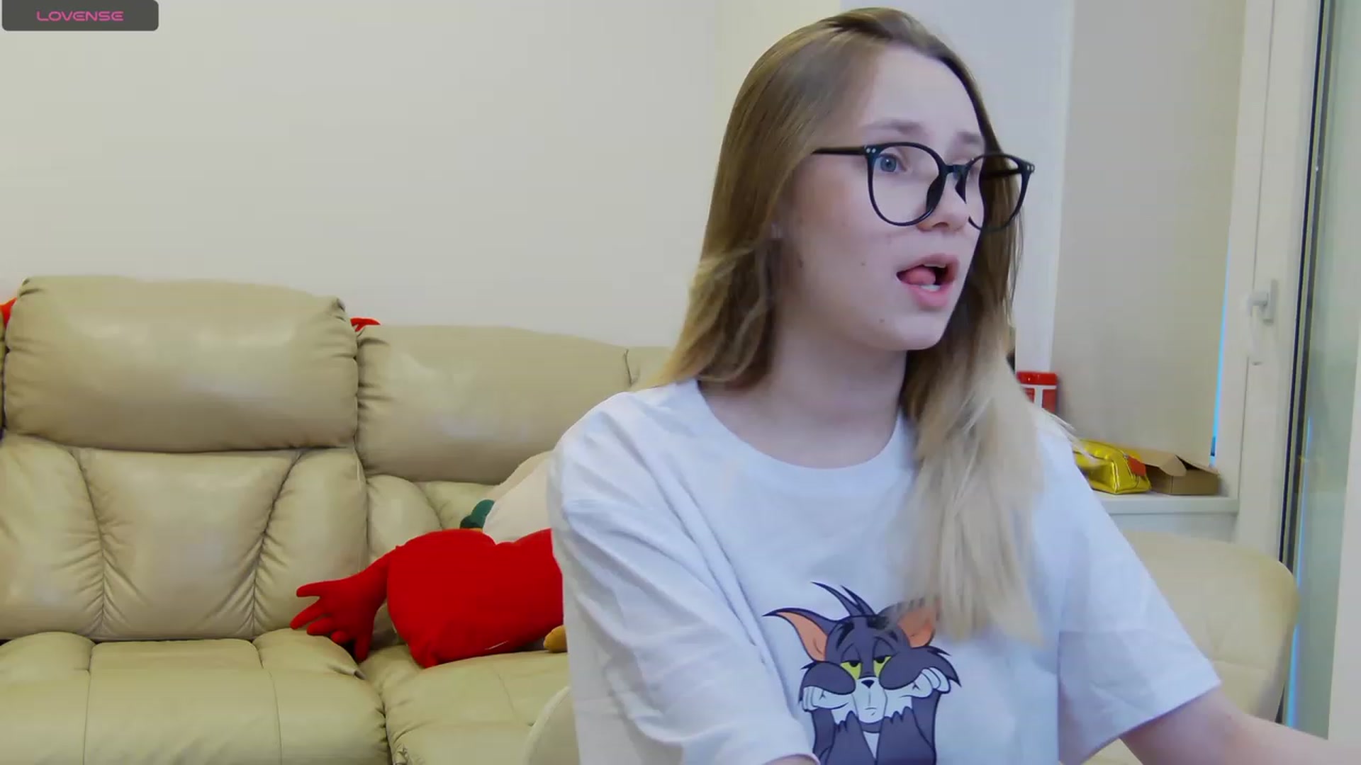 Gallery image thumbnail from Radiants__two's myfreecams stream on, 09/18/2023, 15:38 image 13 of 20