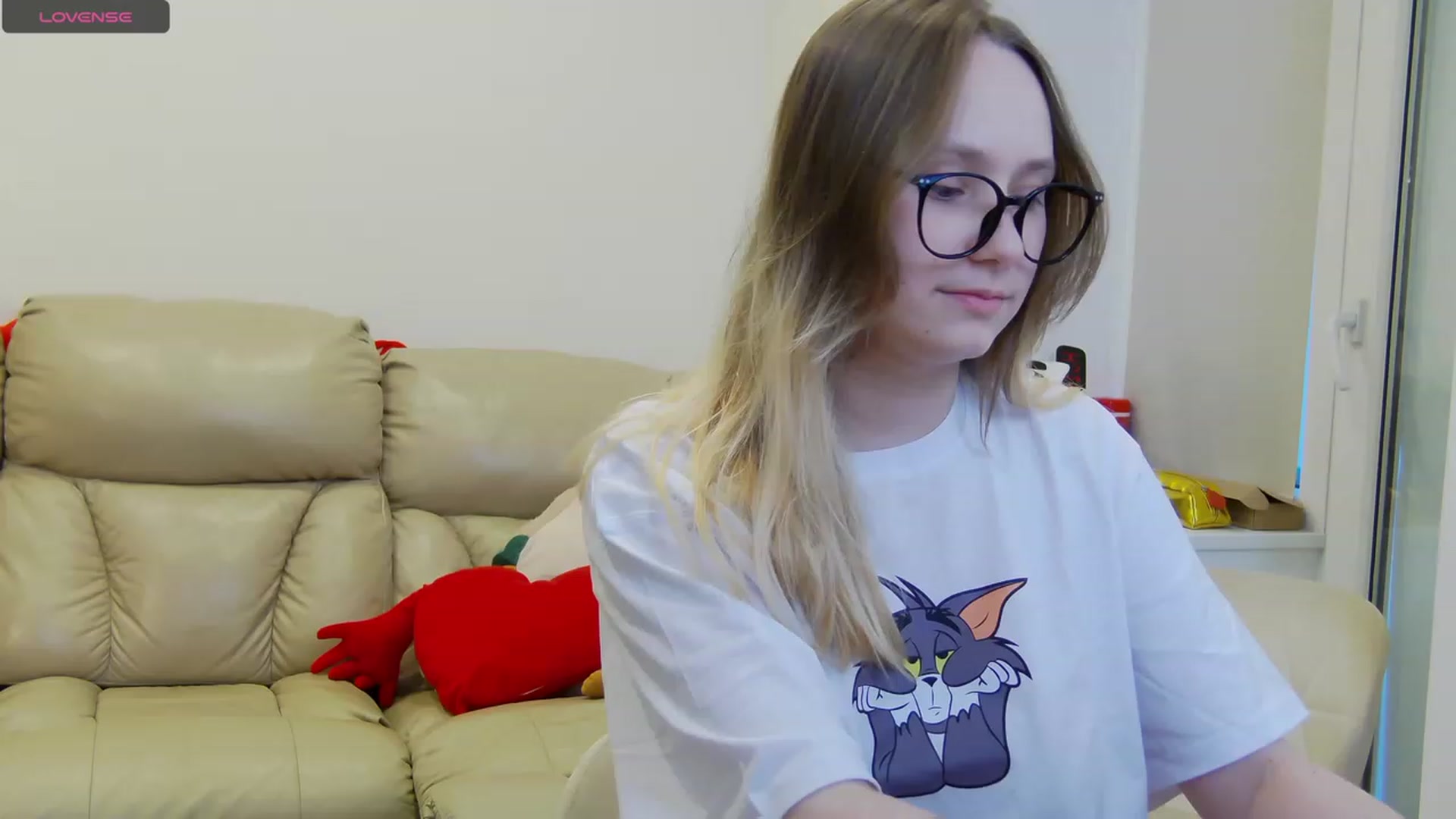 Gallery image thumbnail from Radiants__two's myfreecams stream on, 09/18/2023, 15:38 image 12 of 20