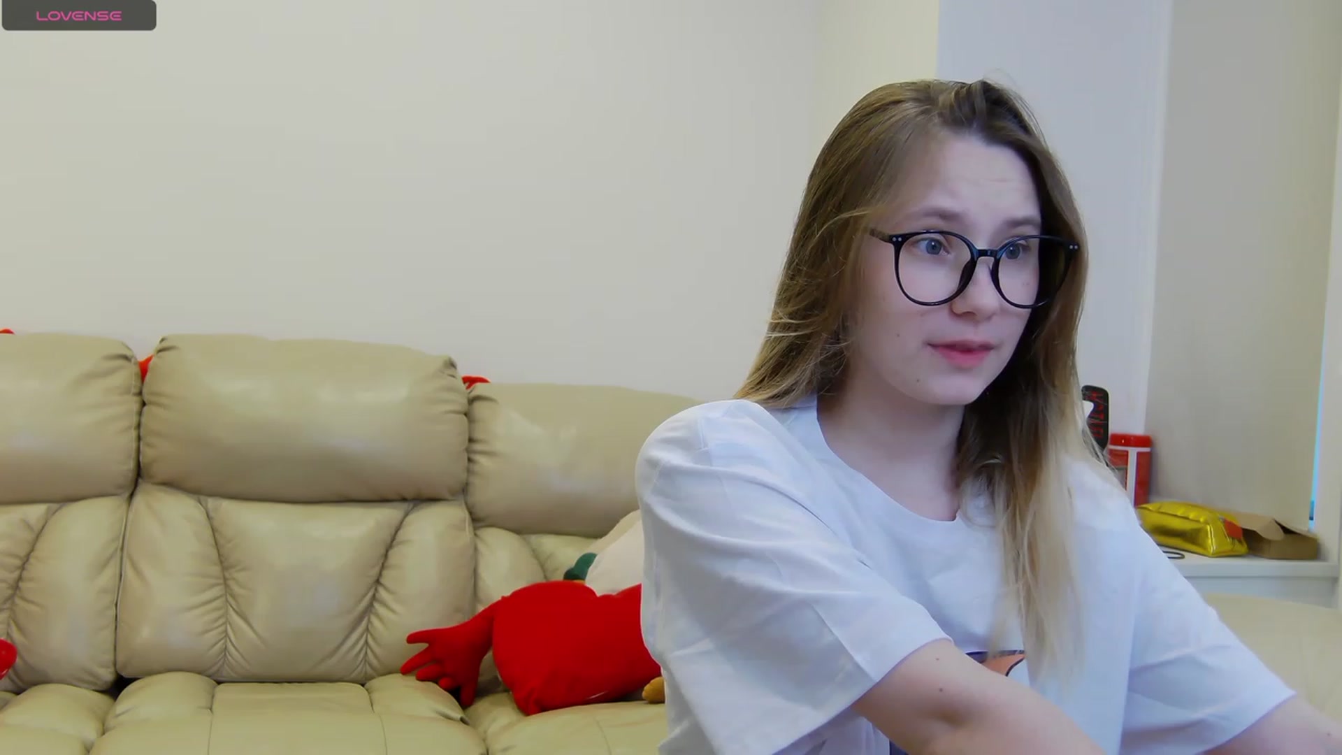 Gallery image thumbnail from Radiants__two's myfreecams stream on, 09/18/2023, 15:38 image 2 of 20