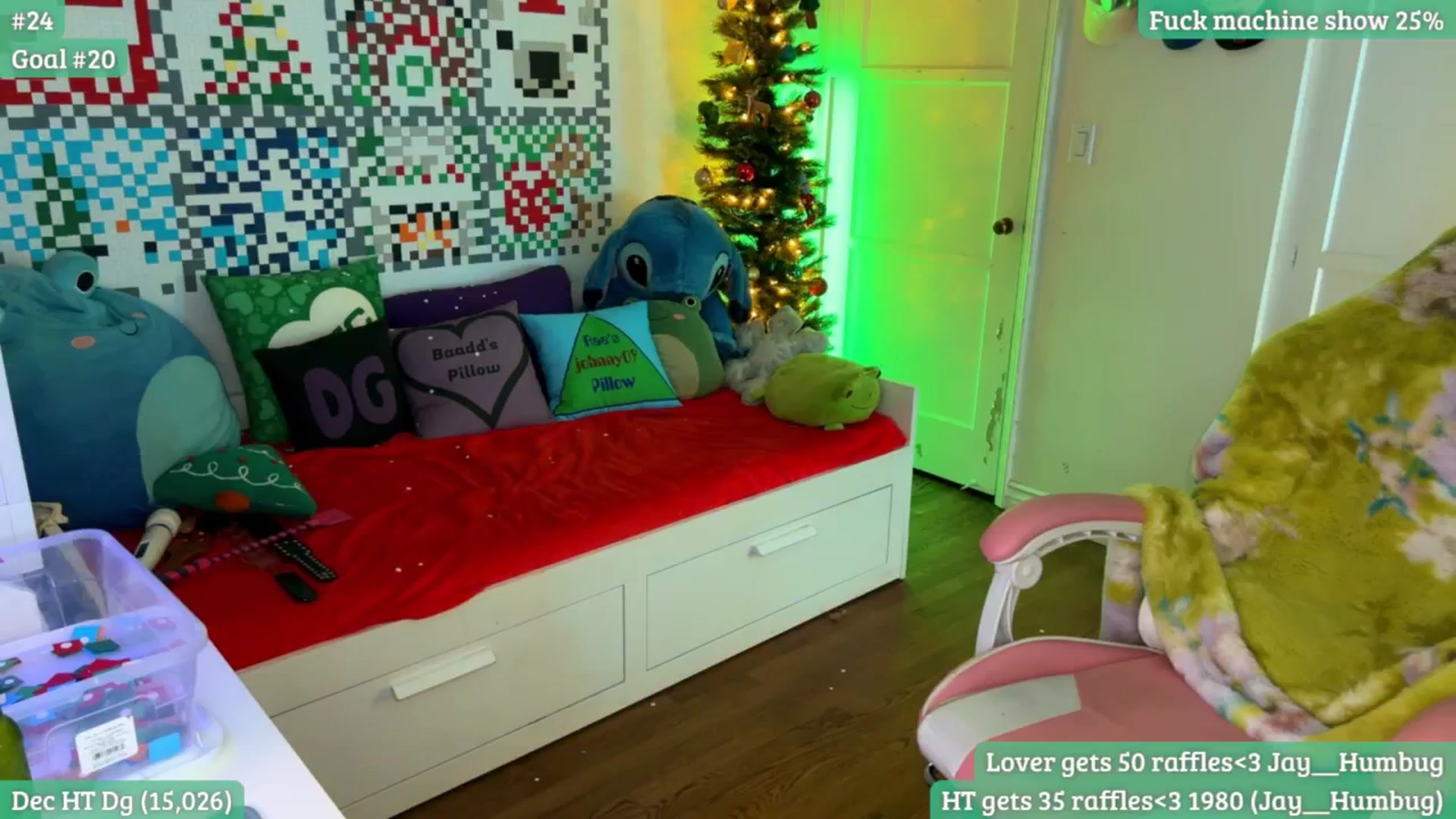 Gallery image thumbnail from RaeRiley's myfreecams stream on, 12/30/2025, 05:09 image 7 of 20