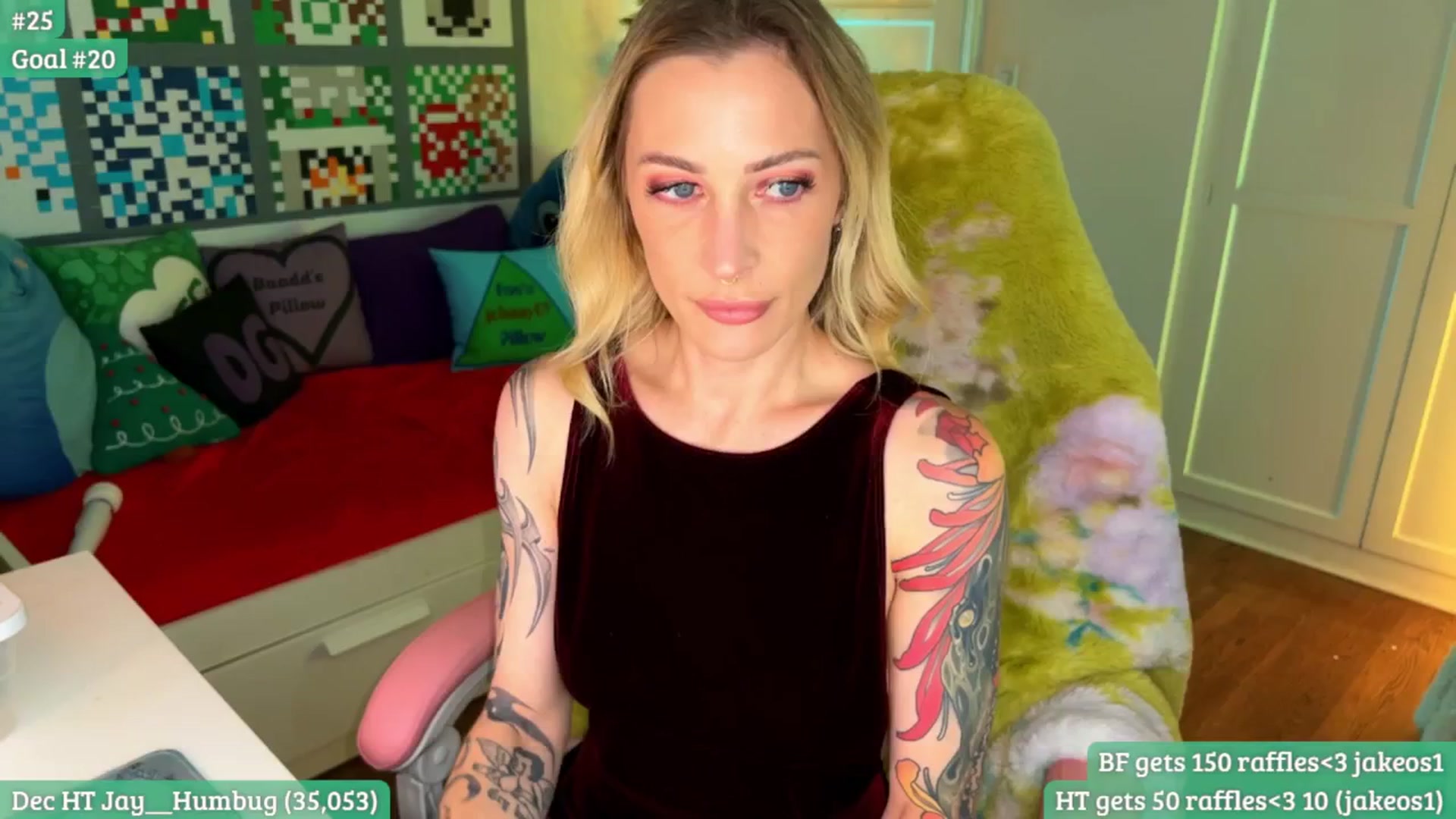 Gallery image thumbnail from RaeRiley's myfreecams stream on, 01/01/2026, 05:43 image 2 of 20