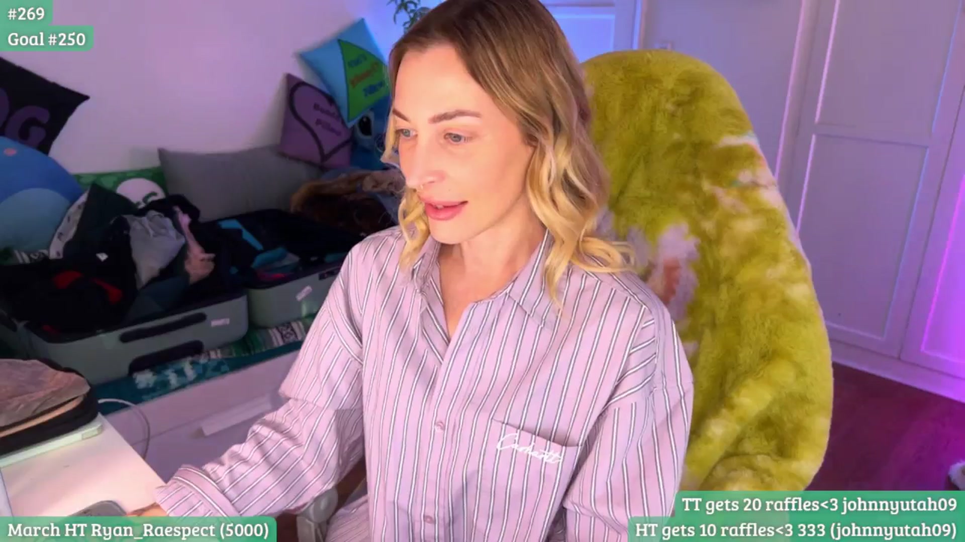 Gallery image thumbnail from RaeRiley's myfreecams stream on, 03/12/2026, 04:00 image 2 of 20