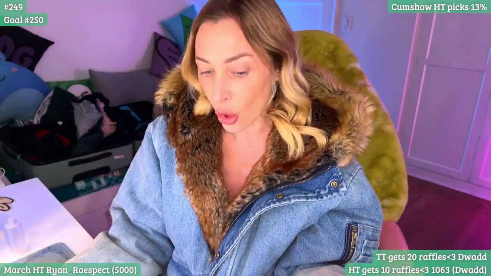 Gallery image thumbnail from RaeRiley's myfreecams stream on, 03/12/2026, 04:00 image 9 of 20
