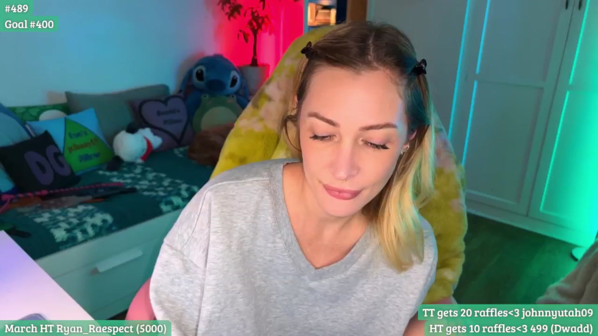 Gallery image thumbnail from RaeRiley's myfreecams stream on, 03/25/2026, 03:39 image 13 of 20