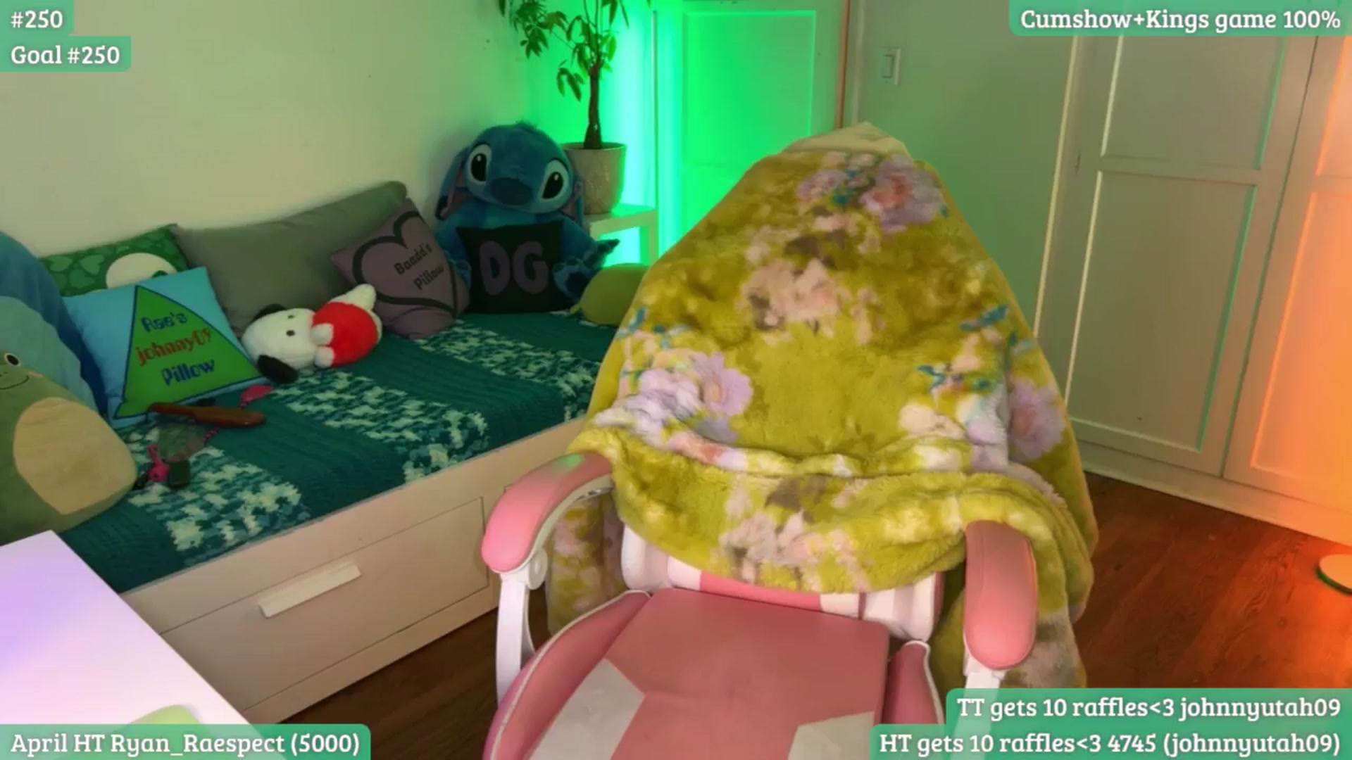 Gallery image thumbnail from RaeRiley's myfreecams stream on, 04/09/2026, 04:45 image 18 of 20