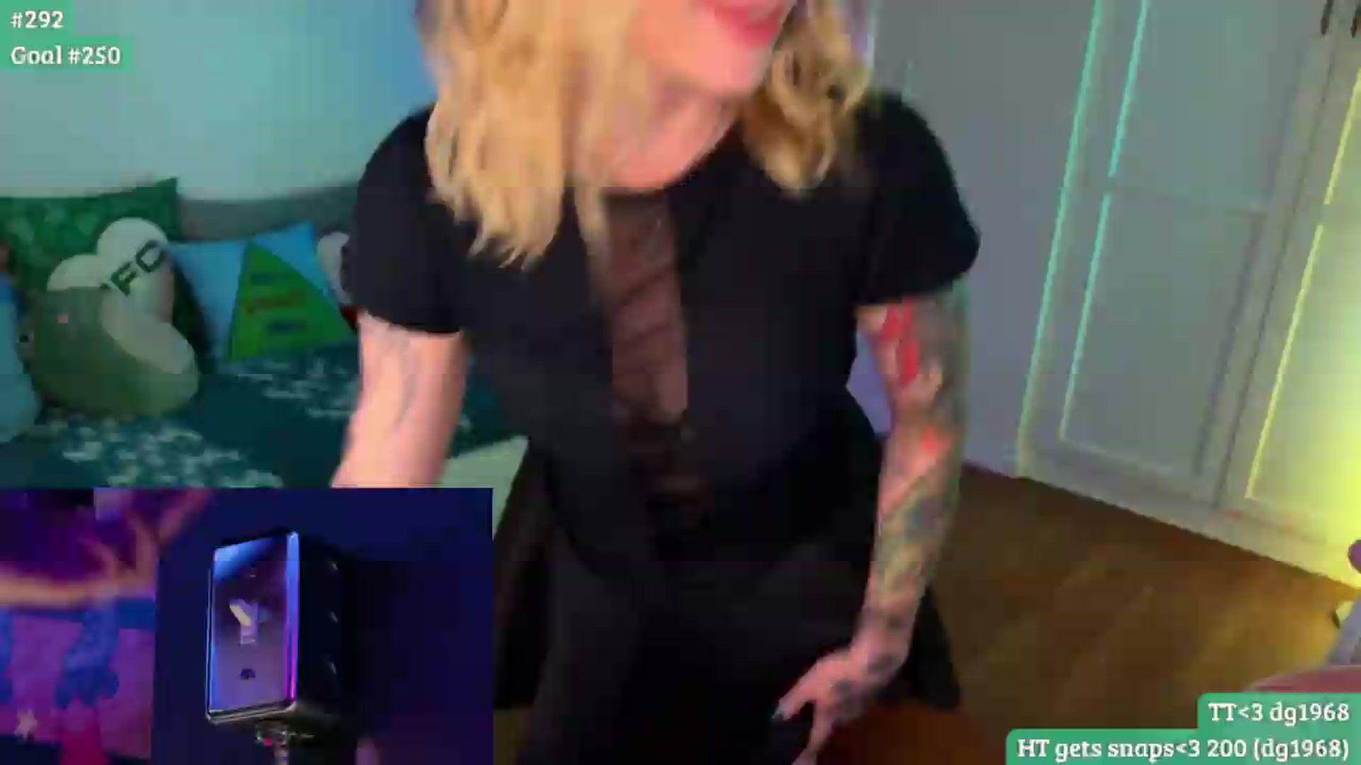 Gallery image thumbnail from RaeRiley's myfreecams stream on, 05/09/2026, 05:03 image 4 of 20
