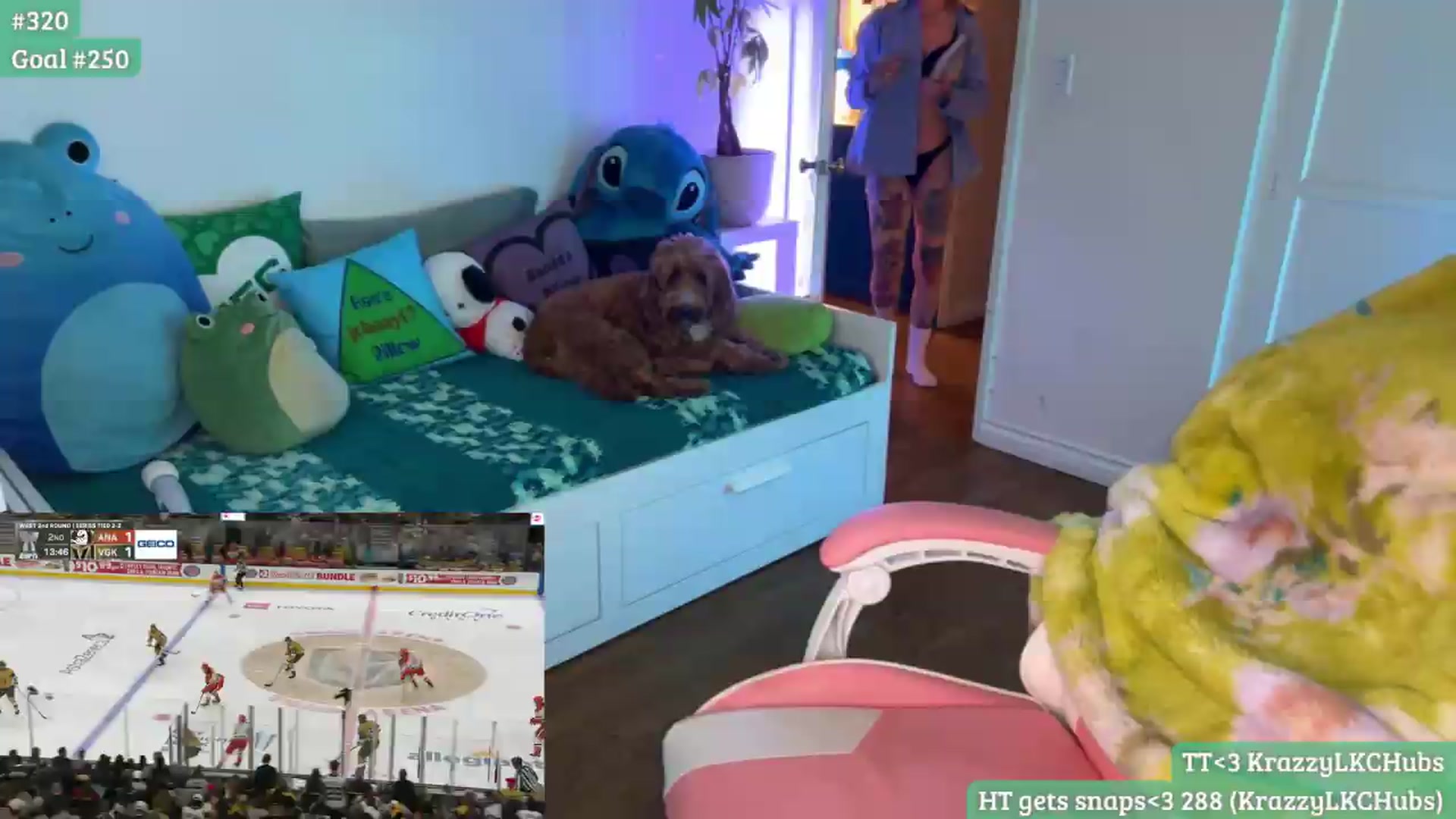 Gallery image thumbnail from RaeRiley's myfreecams stream on, 05/13/2026, 03:31 image 17 of 20