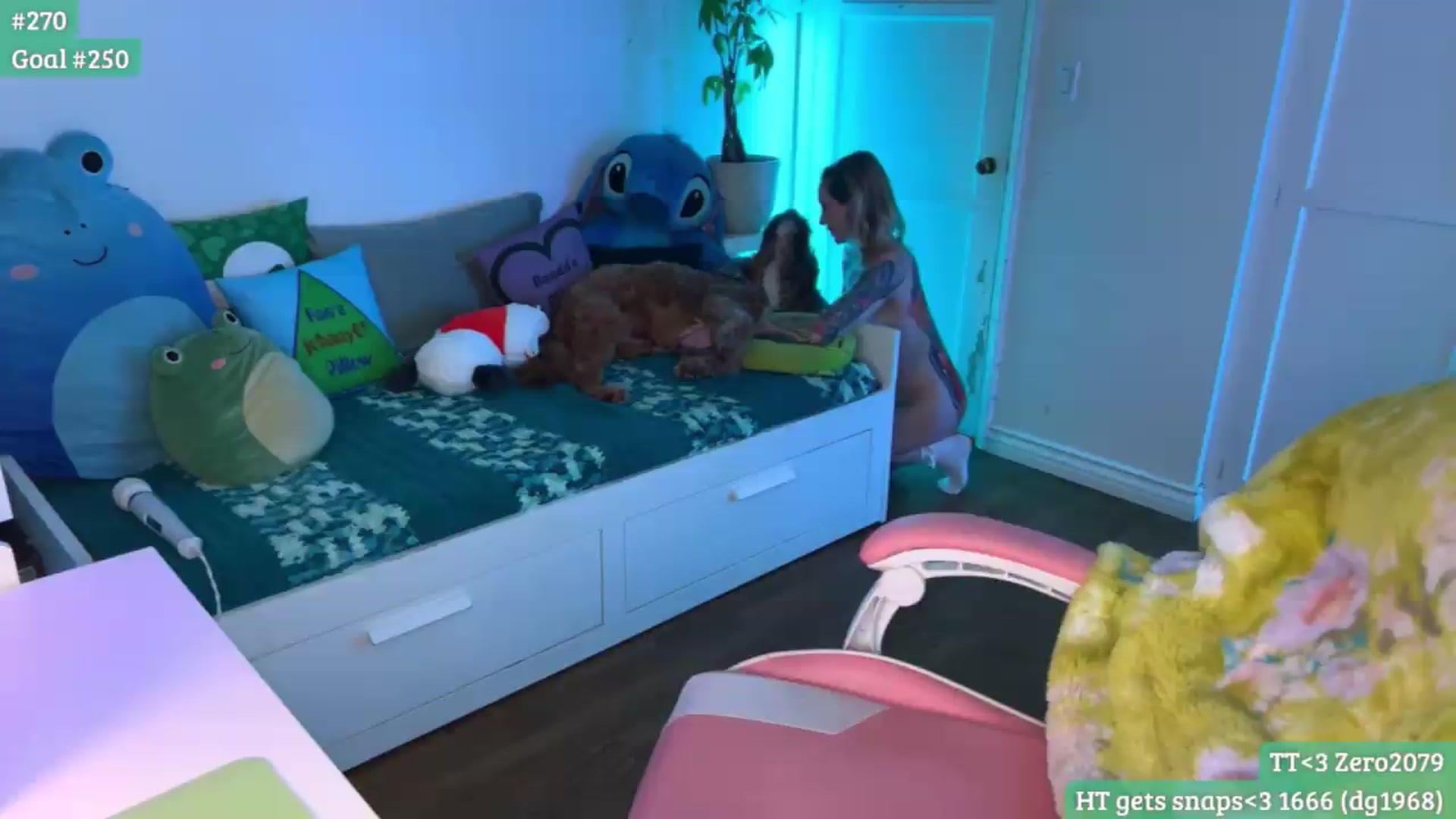 Gallery image thumbnail from RaeRiley's myfreecams stream on, 05/14/2026, 03:57 image 15 of 20
