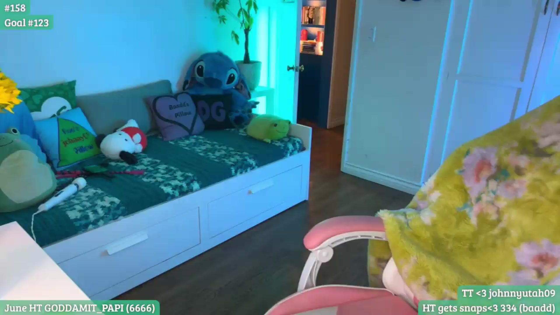 Gallery image thumbnail from RaeRiley's myfreecams stream on, 06/10/2026, 03:43 image 16 of 20