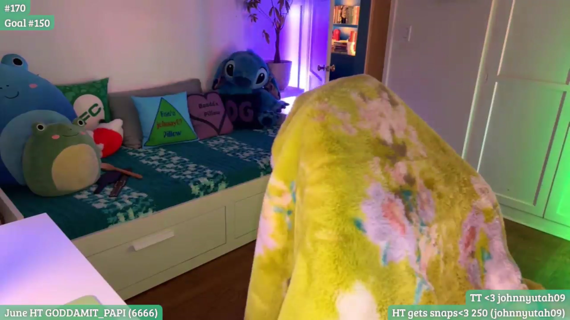 Gallery image thumbnail from RaeRiley's myfreecams stream on, 06/13/2026, 04:17 image 12 of 20