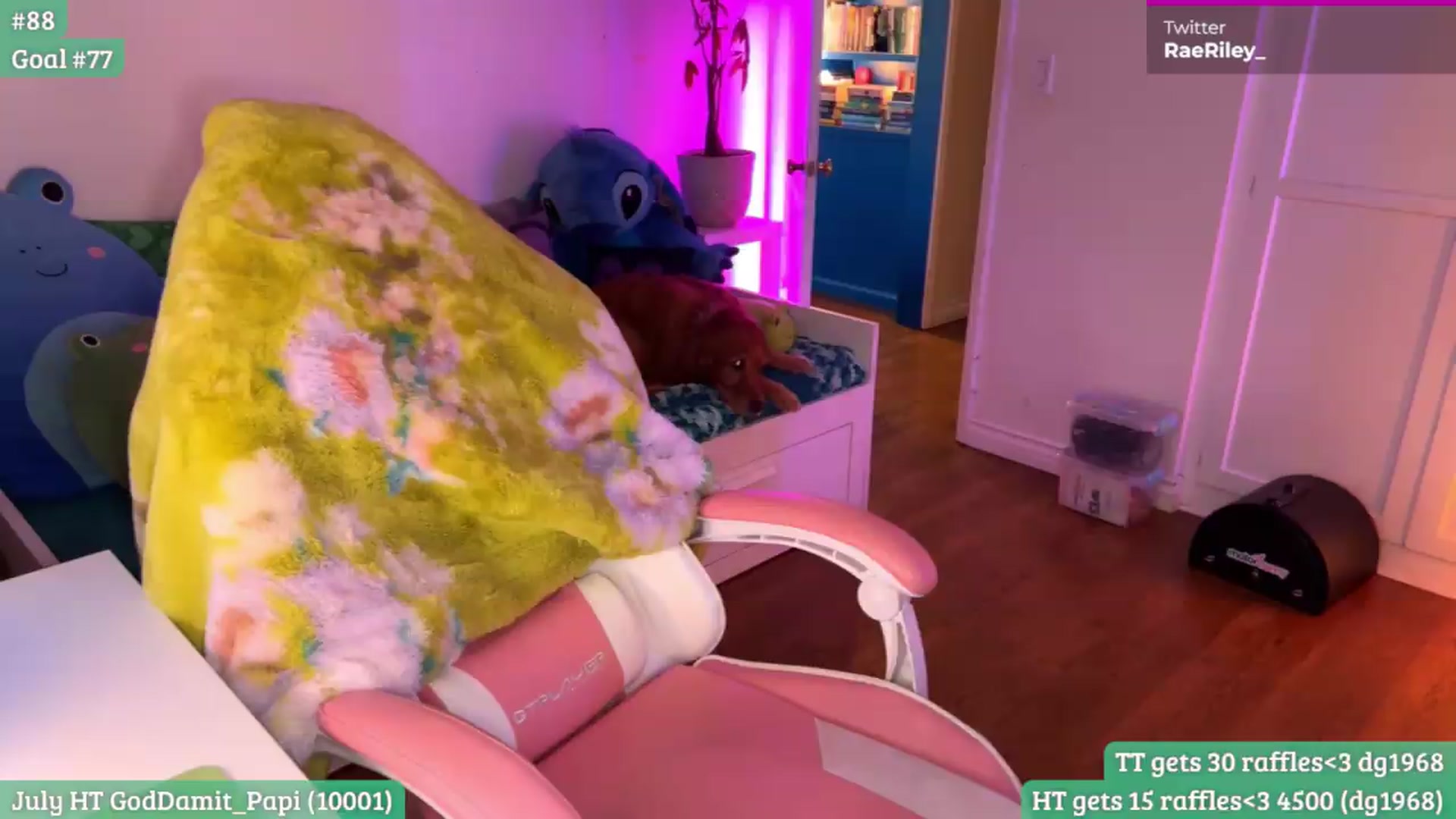 Gallery image thumbnail from RaeRiley's myfreecams stream on, 07/10/2026, 02:44 image 17 of 20