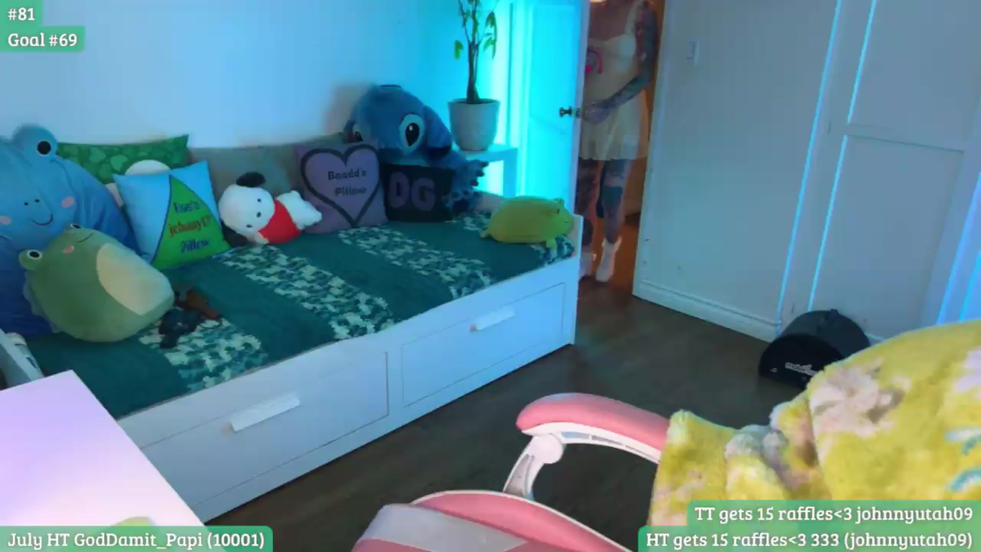 Gallery image thumbnail from RaeRiley's myfreecams stream on, 07/16/2026, 04:16 image 10 of 20