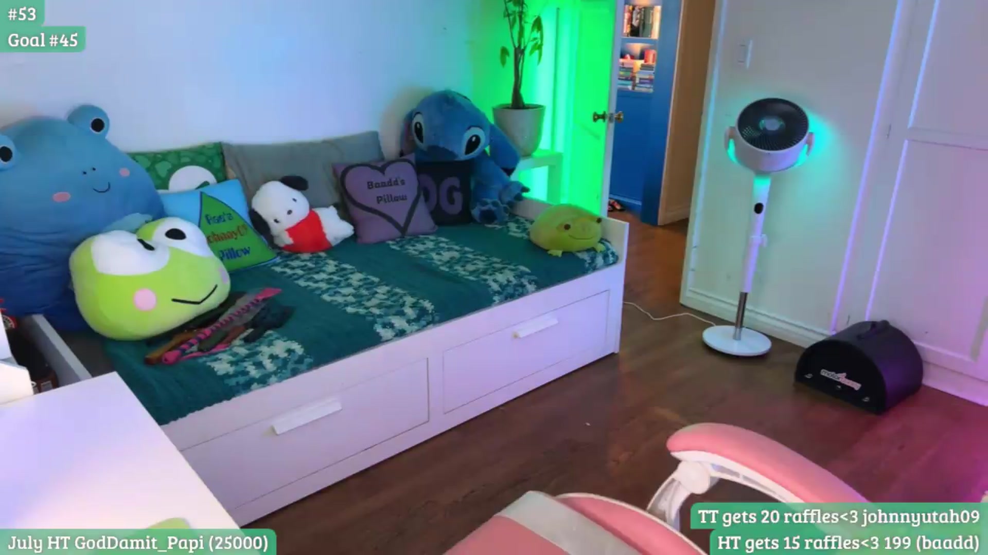 Gallery image thumbnail from RaeRiley's myfreecams stream on, 07/27/2026, 02:54 image 7 of 20