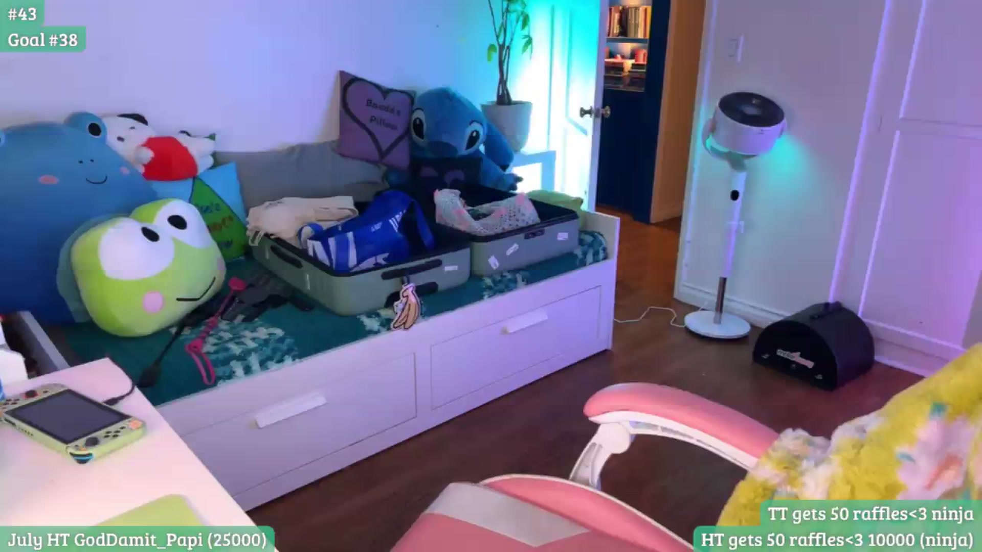 Gallery image thumbnail from RaeRiley's myfreecams stream on, 08/01/2026, 07:18 image 14 of 20