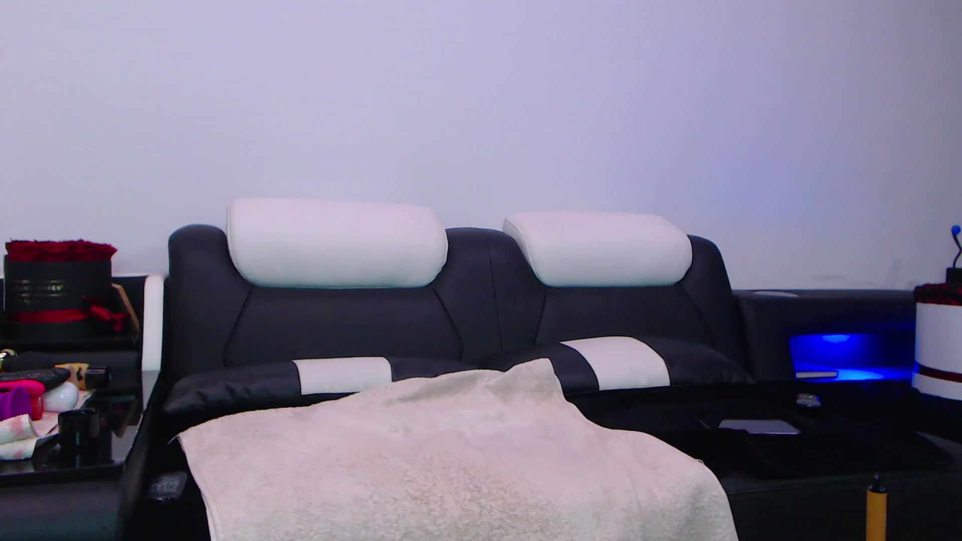 Gallery image thumbnail from RahellaStar's myfreecams stream on, 02/25/2023, 18:12 image 11 of 20
