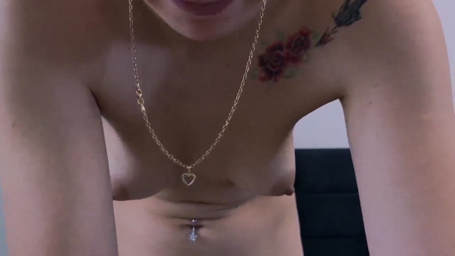 Gallery image thumbnail from Raianna_'s myfreecams stream on, 05/10/2025, 13:28 image 17 of 20