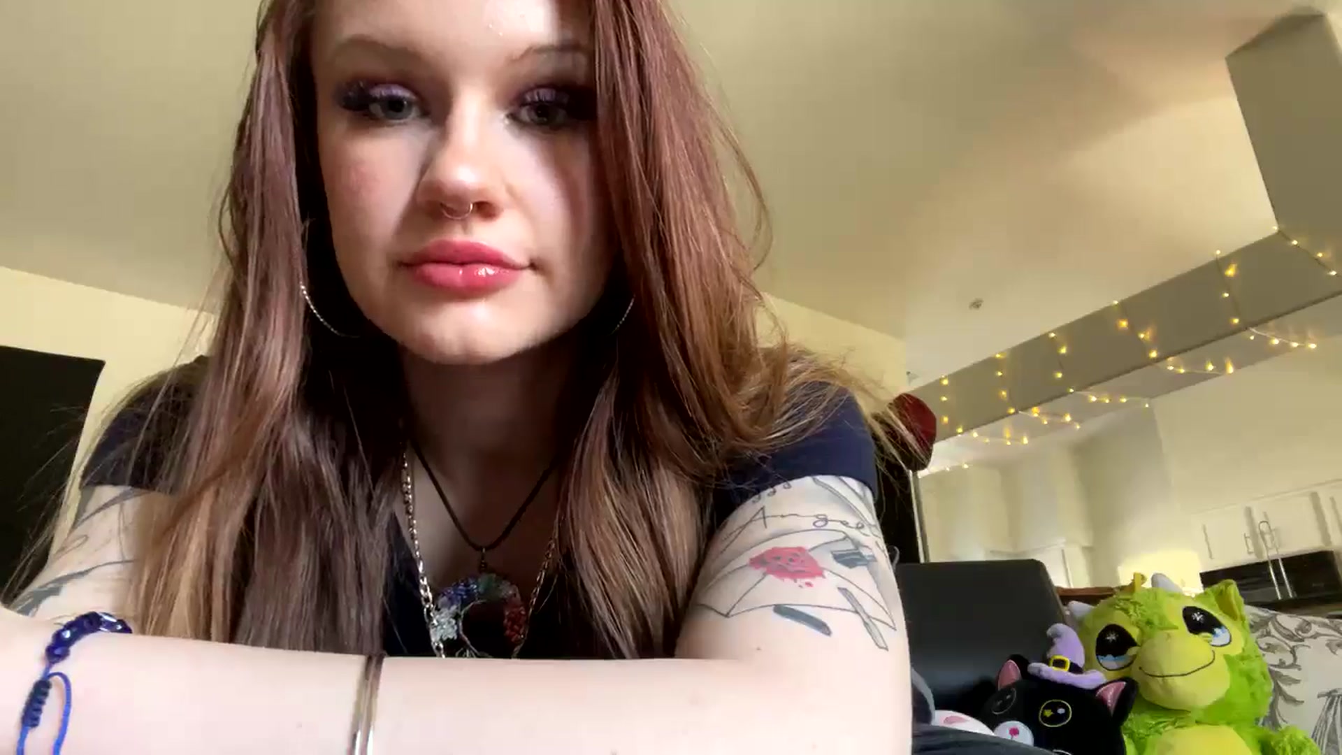Gallery image thumbnail from RainStormin's myfreecams stream on, 02/26/2025, 20:44 image 2 of 20