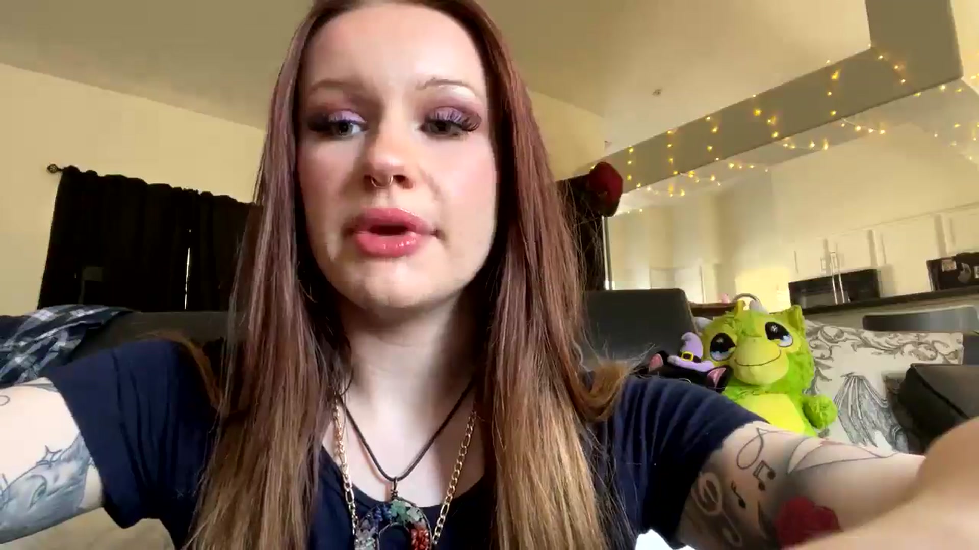 Gallery image thumbnail from RainStormin's myfreecams stream on, 02/26/2025, 20:44 image 9 of 20