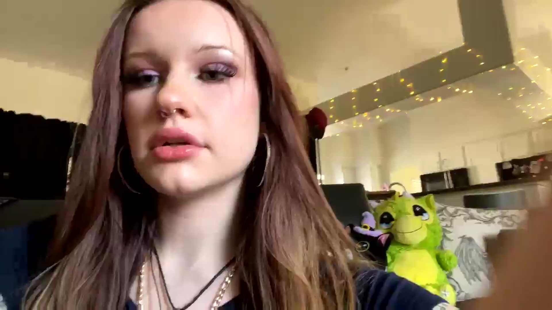 Gallery image thumbnail from RainStormin's myfreecams stream on, 02/26/2025, 20:44 image 20 of 20