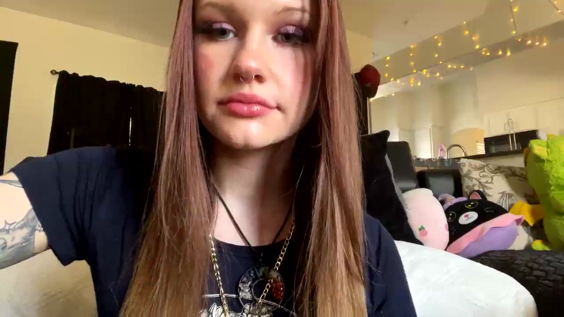 Gallery image thumbnail from RainStormin's myfreecams stream on, 02/26/2025, 23:24 image 10 of 20