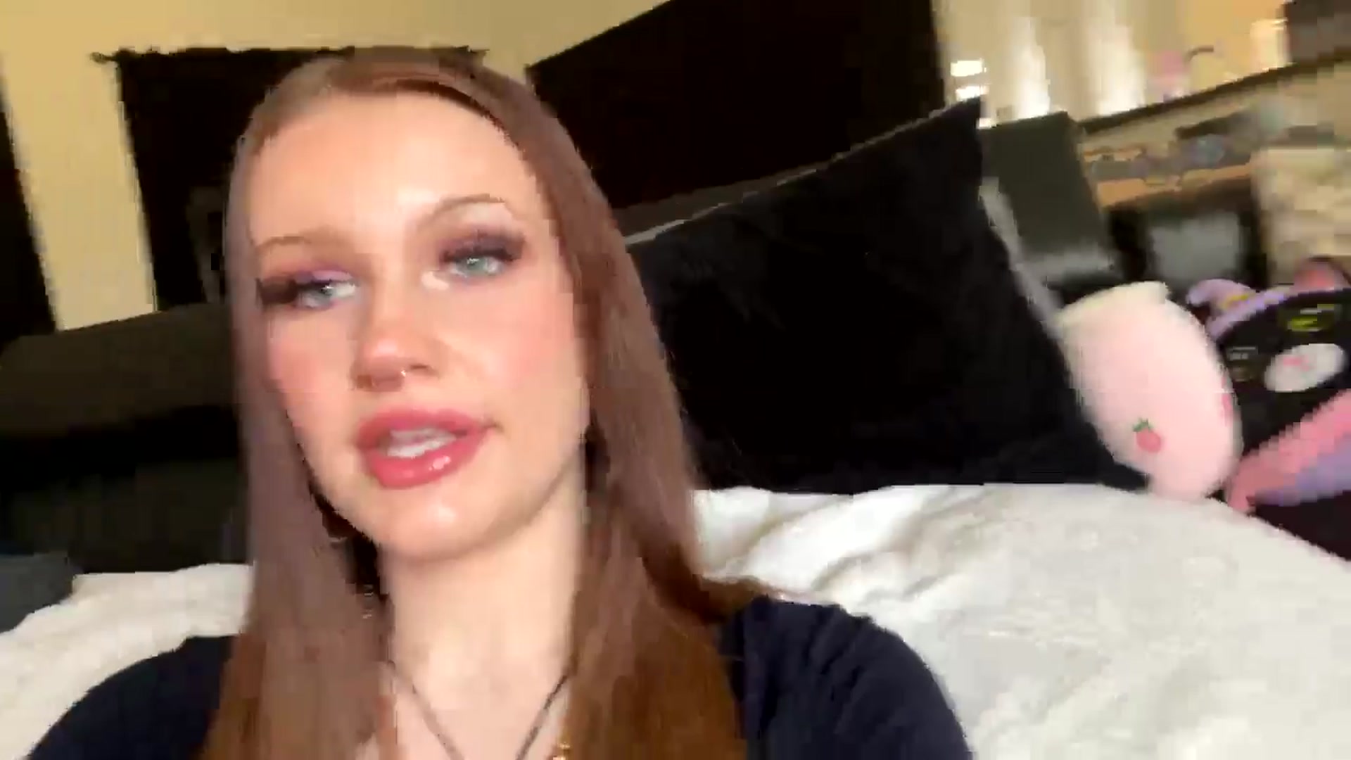 Gallery image thumbnail from RainStormin's myfreecams stream on, 02/26/2025, 23:24 image 20 of 20